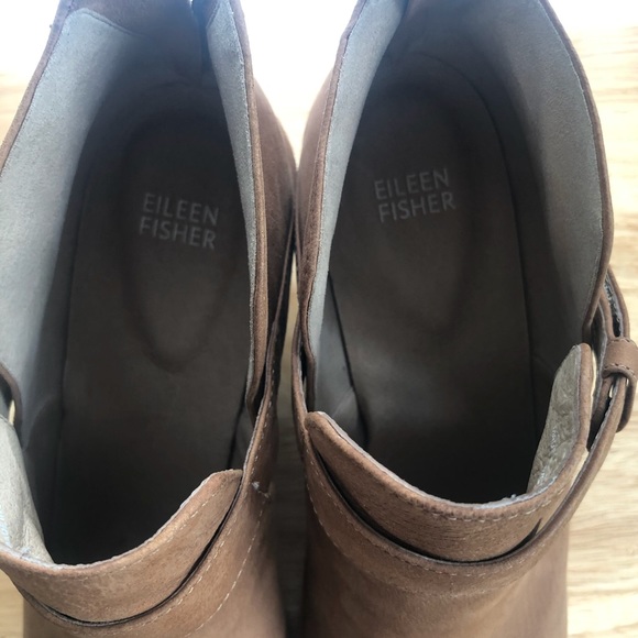 Eileen Fisher tan suede block heel booties - Picture 4 of 7
